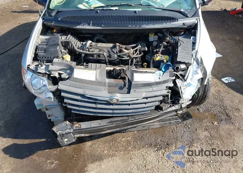 2006 Chrysler Town & Country z USA, uszkodzony, nr VIN 1A4GP45R96B549261